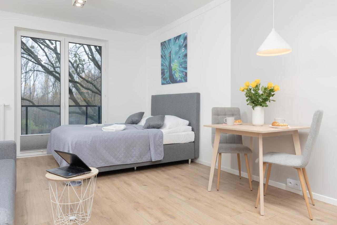 Metro Bielany With Parking By Renters Apartament